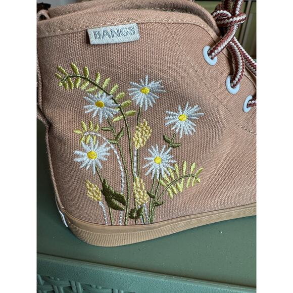 Bangs Unisex Tan Brown Boone Hightop Embroidered Daises Boho Festival Sneaker 8 - Picture 6 of 9